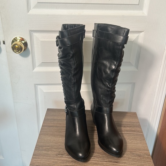 DAVID TATE WOMEN KNEE HIGHT BLACK LEATHER BOOTS IN SIZE 6WW - Picture 3 of 8